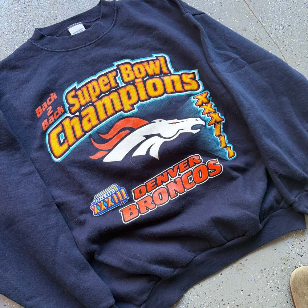 Vintage 90s Logo 7 Denver Broncos Back to Back Super Bowl XXXIII Champions Sweat - Picture 2 of 7